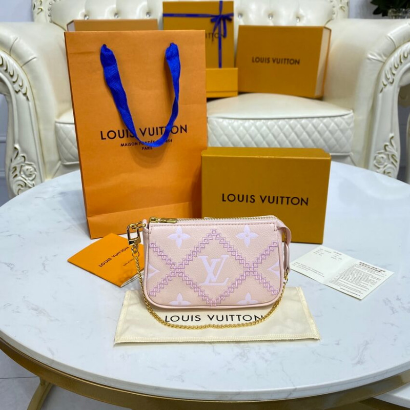 Louis Vuitton Mini Pochette AccessOires M81140-4