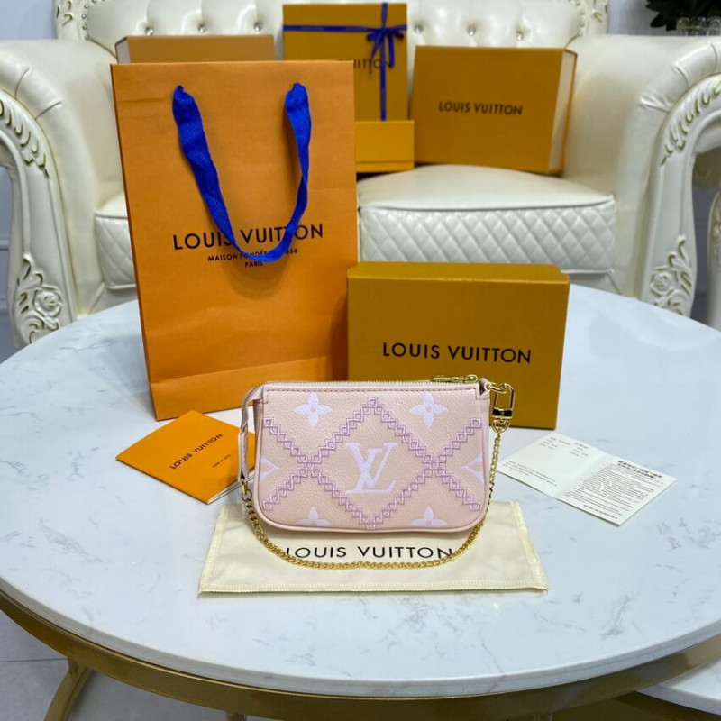 Louis Vuitton Mini Pochette AccessOires M81140-6