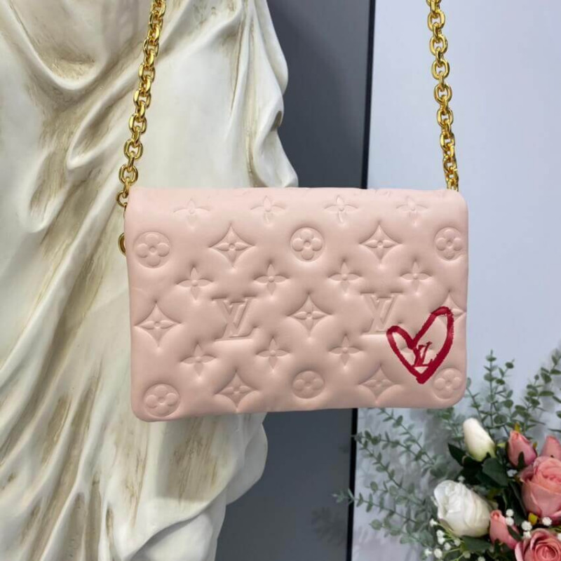 Louis Vuitton Limited Edition Pochette Coussin M80834 Dragee Pink-3