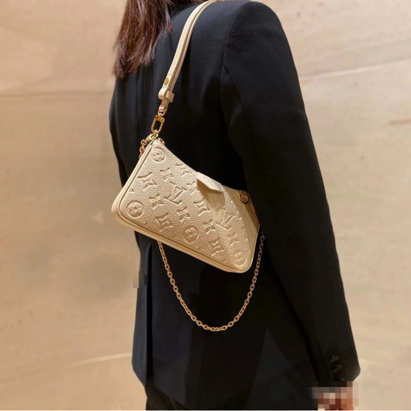 Louis Vuitton Monogram Empreinte Easy Pouch en Strap M81066 Creme-4