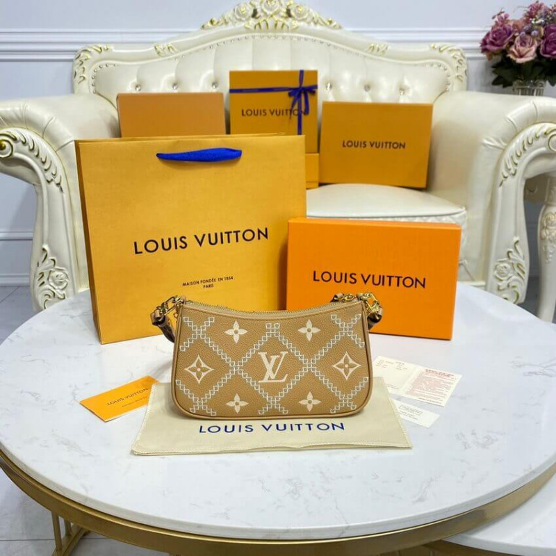Louis Vuitton Monogram Empreinte Easy Pouch en Strap M81137 Arizona Beige-10