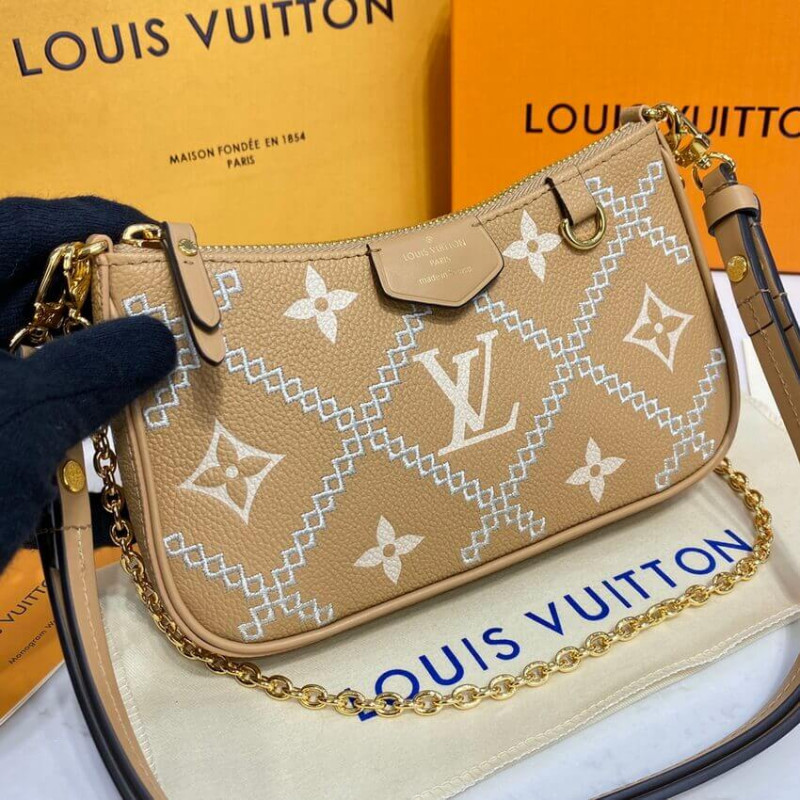 Louis Vuitton Monogram Empreinte Easy Pouch en Strap M81137 Arizona Beige-12