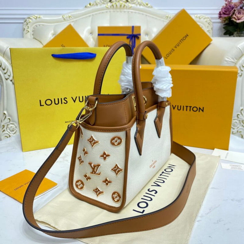 Louis Vuitton a mi lado PM M59905-4