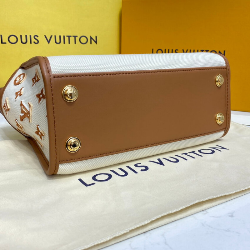 Louis Vuitton a mi lado PM M59905-6