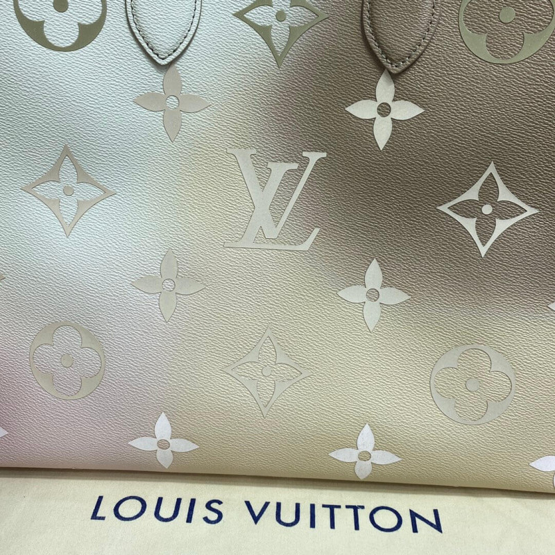 Louis Vuitton Onthego GM M46076 Sunset Kaki-5
