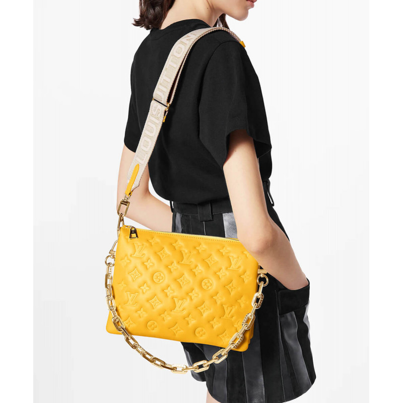Louis Vuitton Coussin PM Bolsa M20378 Amarillo-1