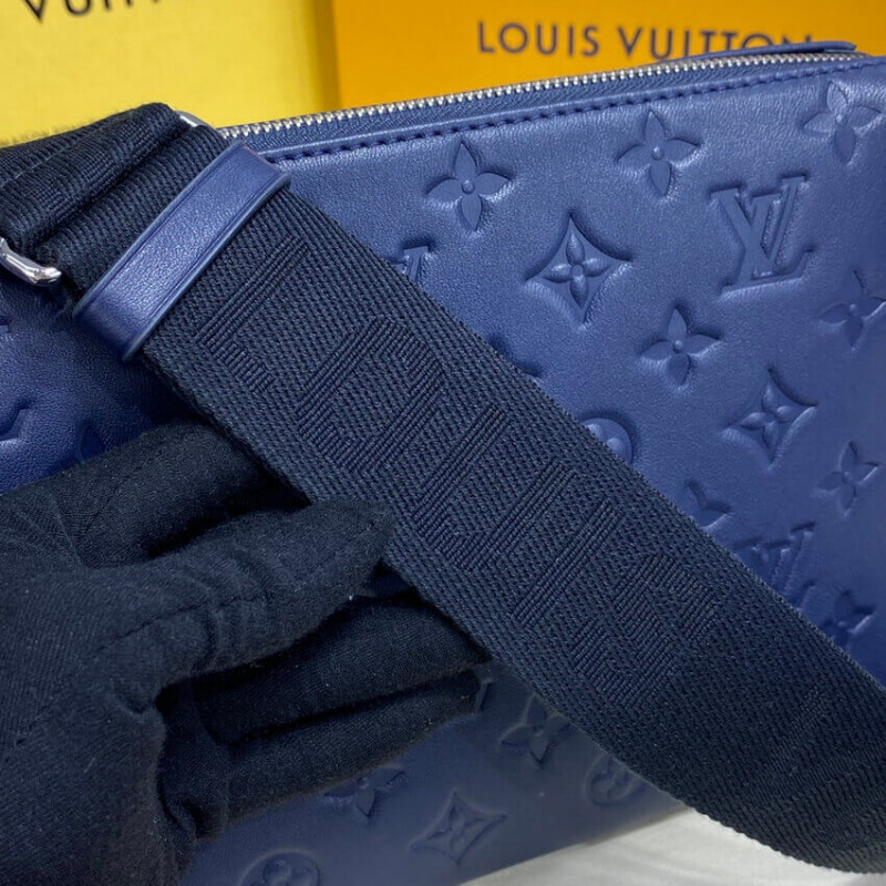 Louis Vuitton Coussin PM M20379 azul marino-8