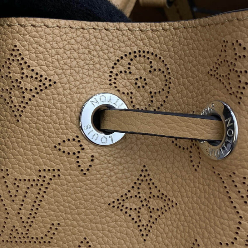 Louis Vuitton Mahina Becerro de cuero Bella Tote M59655 Arizona Brown-9