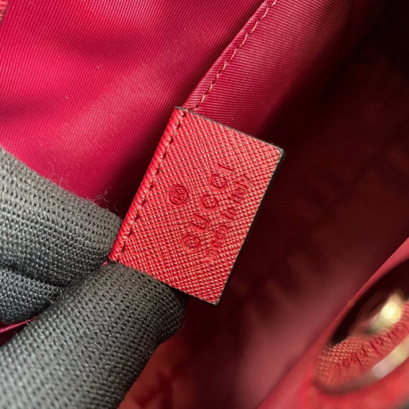 Bolsa Gucci Woodland Tote 687827-8