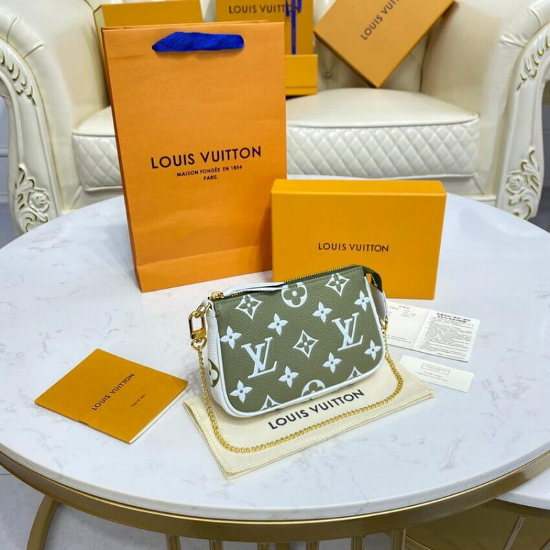 Louis Vuitton Monogram Empreinte Leather Mini Pochette AccessOires M81284-5