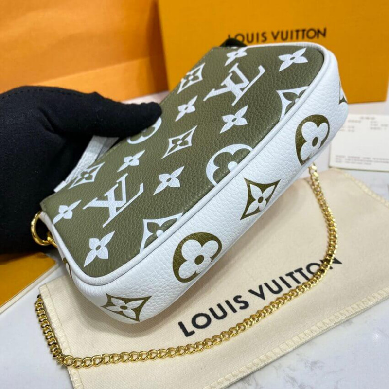 Louis Vuitton Monogram Empreinte Leather Mini Pochette AccessOires M81284-7