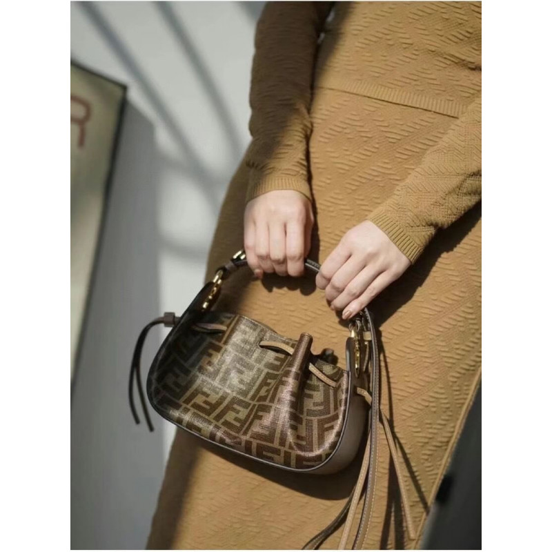 Fendi Pomodorino Brown FF Fabric Mini Bolsa 8BS059-2