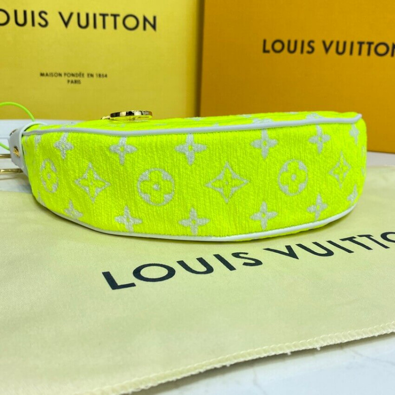 Louis Vuitton Monogram Velvet Loop Bolsa M81484-5