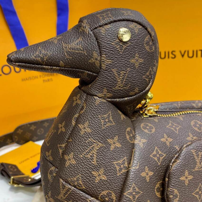 Louis Vuitton Monogram Canvas Duck Bolsa M45990-9