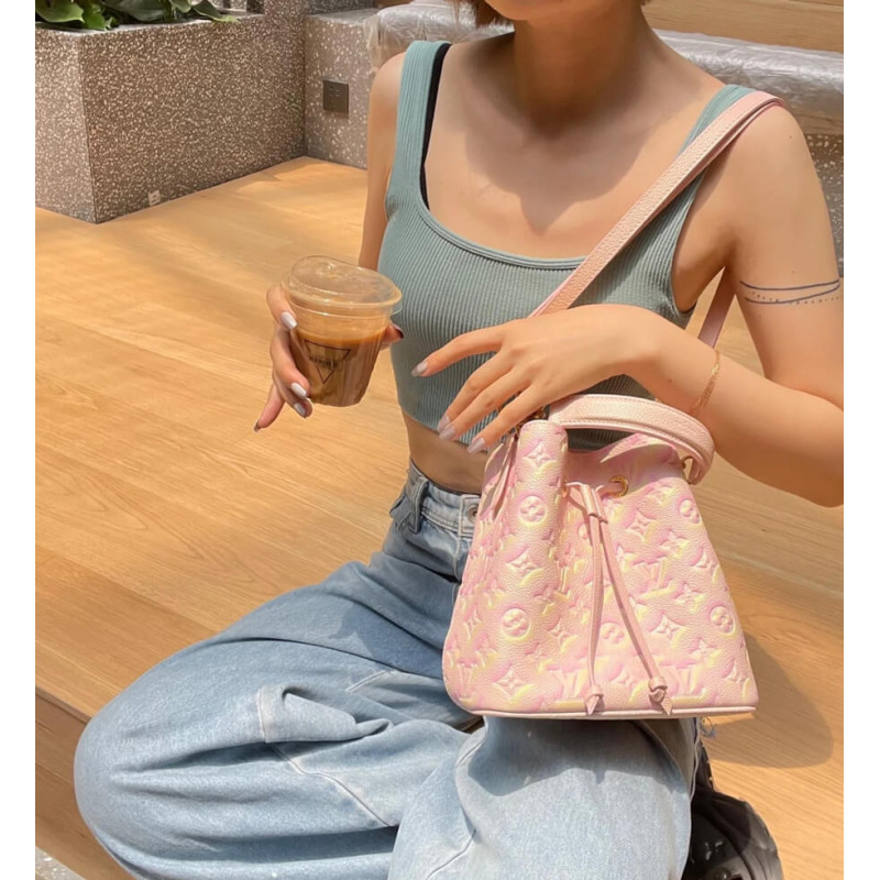 Louis Vuitton Neonoe BB M46174 Pink-2