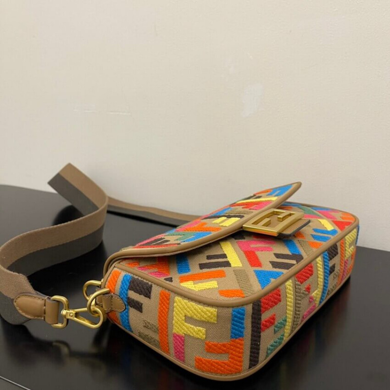 Fendi Bolsauette Multicolor FF Bolsa 8Br600-12