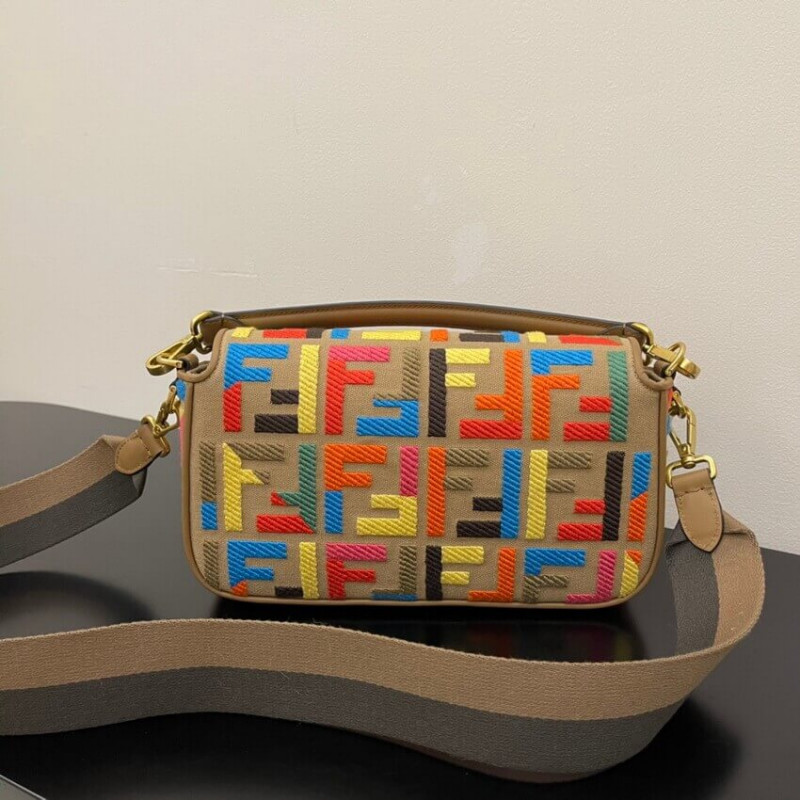 Fendi Bolsauette Multicolor FF Bolsa 8Br600-13