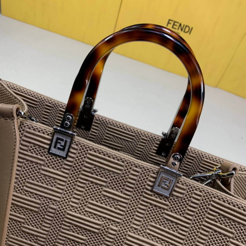 Fendi Medium Sunshine Tote Bolsa en Apricot FF Fabric 8BH386-8