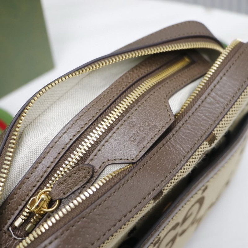 Bolsa de mensajero Gucci con Jumbo GG 675891-8