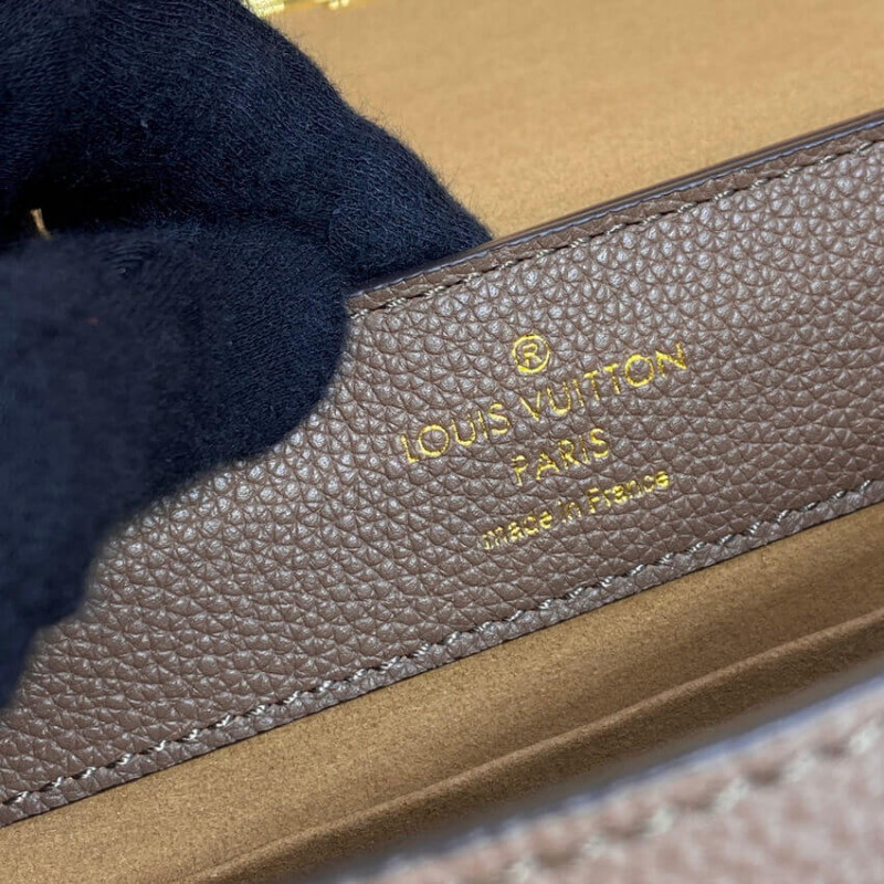 Louis Vuitton Lockme Ever BB M56645 Smokey/Quartz/Caramel-15