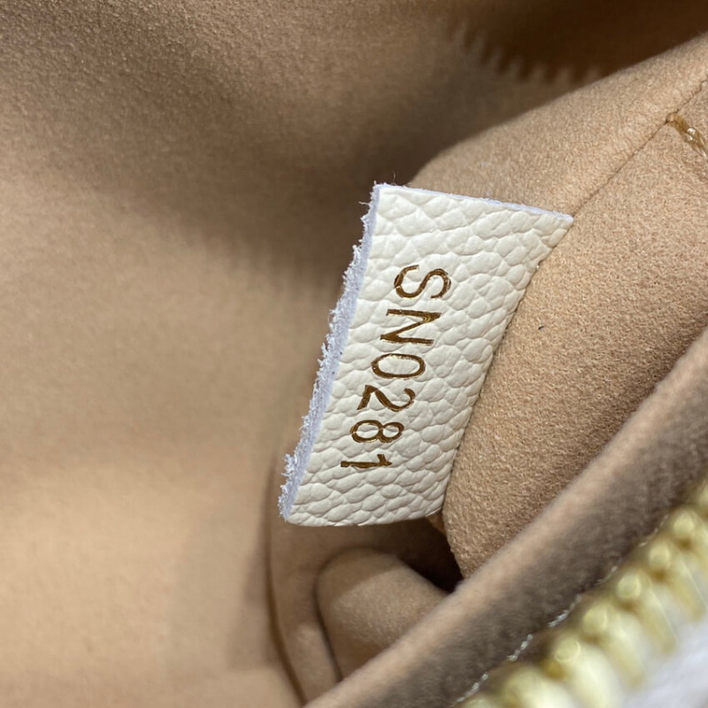Louis Vuitton Papillon BB M45994 Creme Beige-15