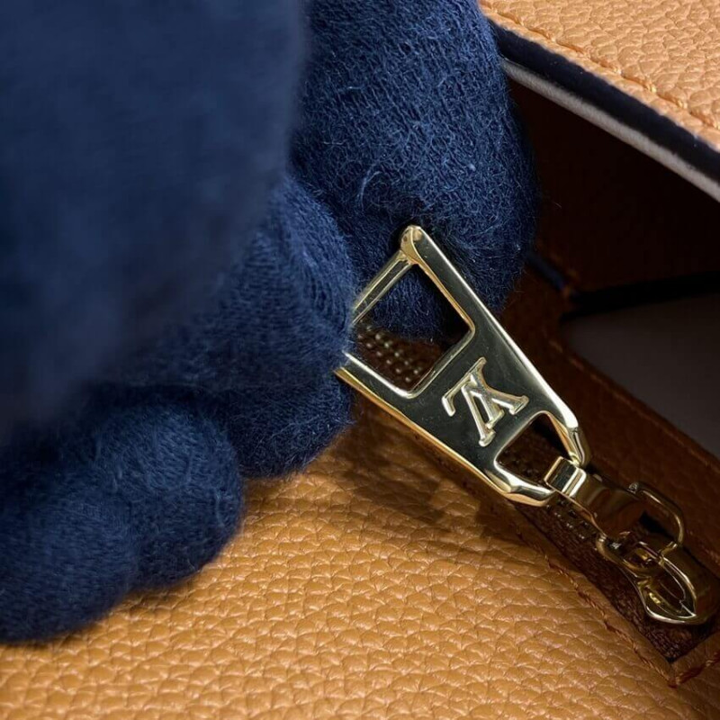 Louis Vuitton LV Pont 9 Soft MM M58968 Sienne Doree-15
