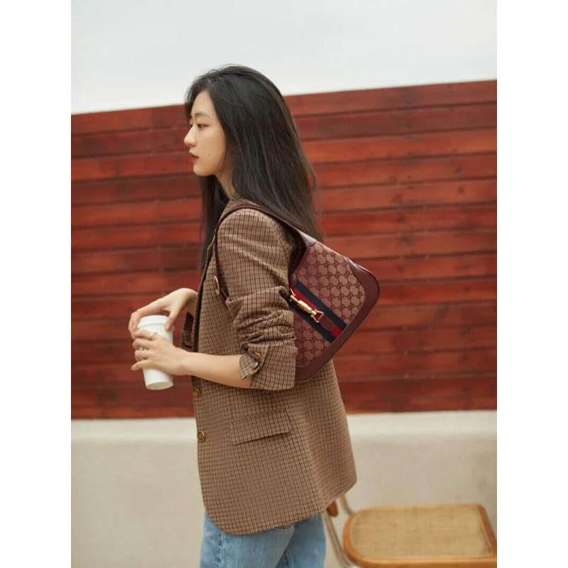 Gucci Jackie 1961 Bolso de hombro pequeño 636706 en lienzo de Borgoña GG-2