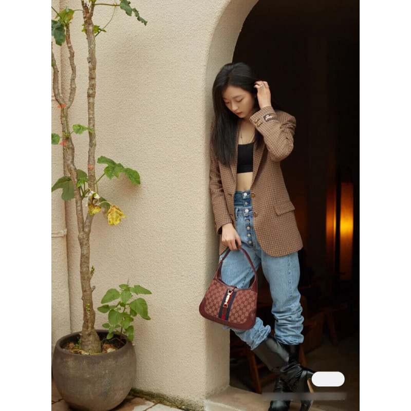 Gucci Jackie 1961 Bolso de hombro pequeño 636706 en lienzo de Borgoña GG-3