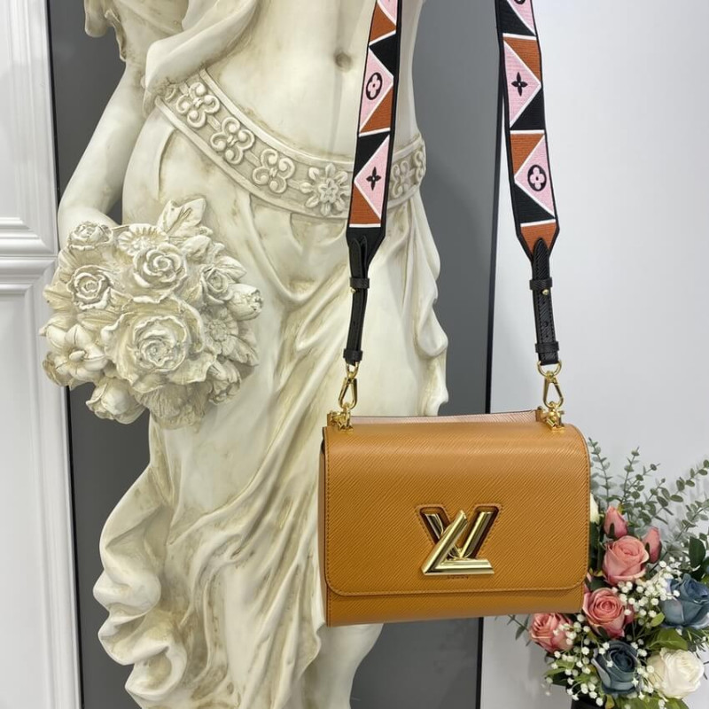 Louis Vuitton Epi Leather Twist MM M59026 Gold Cipango-1