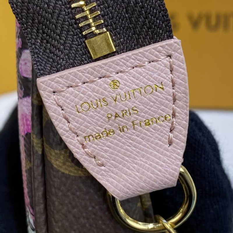 Louis Vuitton Monogram Canvas Mini Pochette AccessOires M45905-10