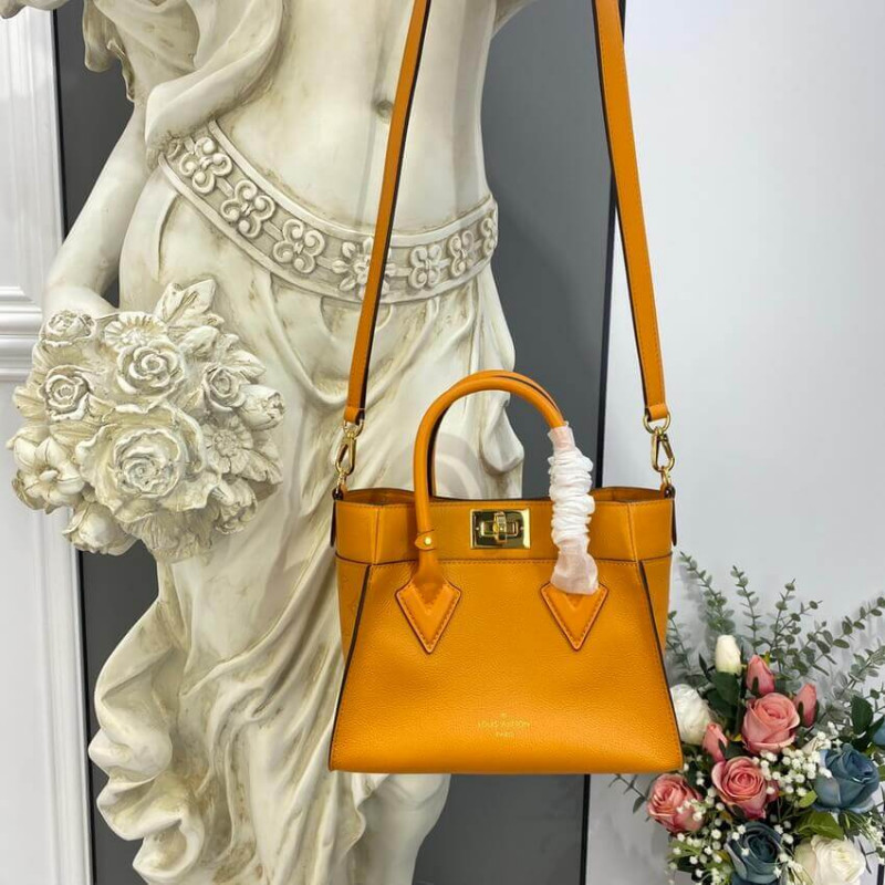 Louis Vuitton a mi lado PM M57730 Orange-1