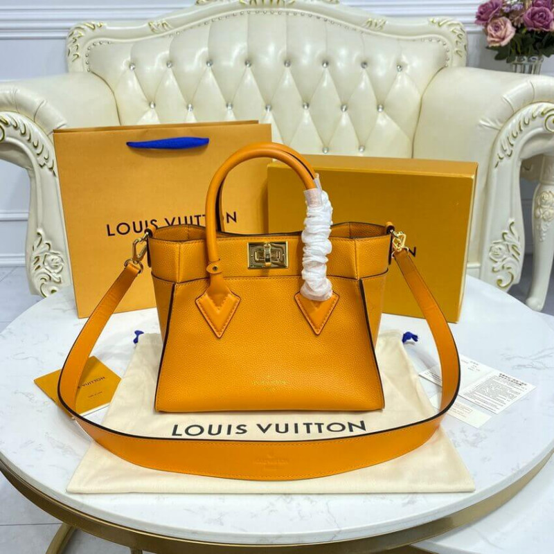 Louis Vuitton a mi lado PM M57730 Orange-3