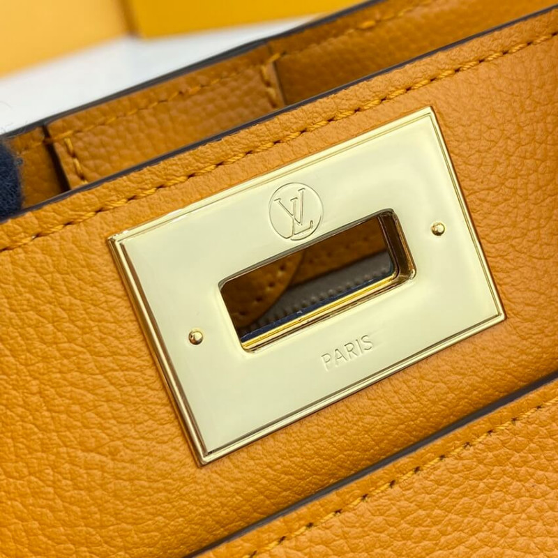 Louis Vuitton a mi lado PM M57730 Orange-12