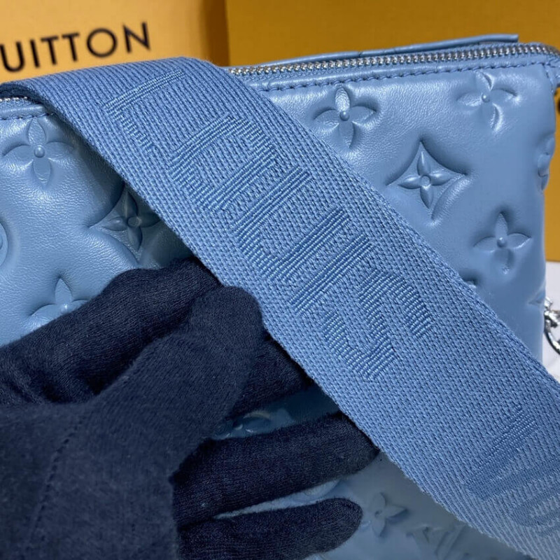 Louis Vuitton Coussin PM M58699 Bleu Glacier-6