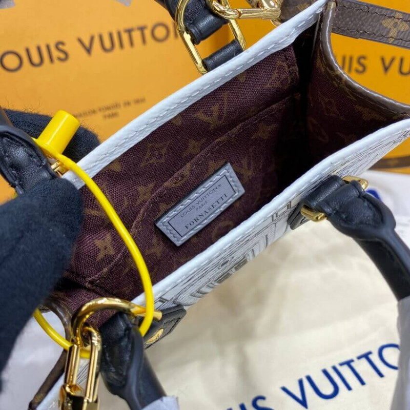 Louis Vuitton impreso cuero de ternero Matte Petit Sac Plat M80991-13