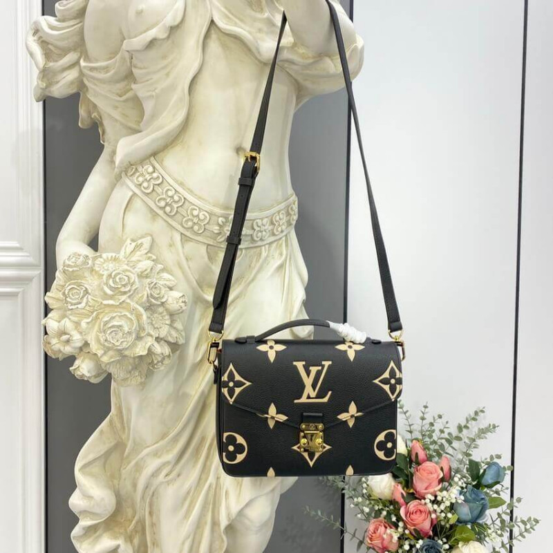 Louis Vuitton Pochette Metis M45773-2
