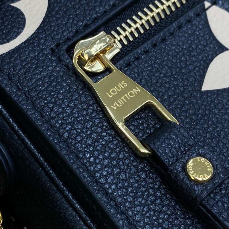 Louis Vuitton Pochette Metis M45773-11