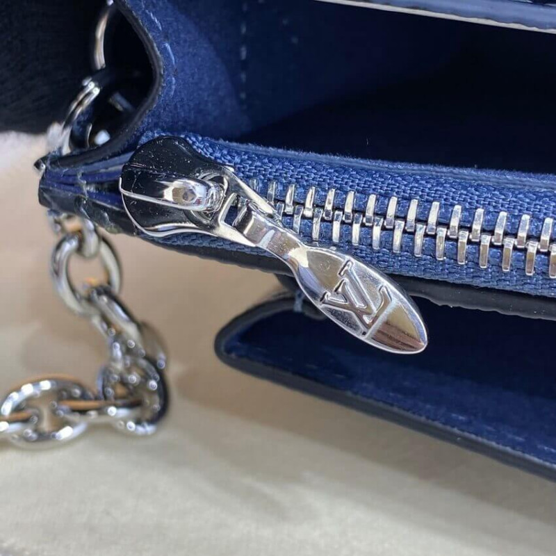 Louis Vuitton Vavin Chain Ballet M59077 Navy Nacre-12