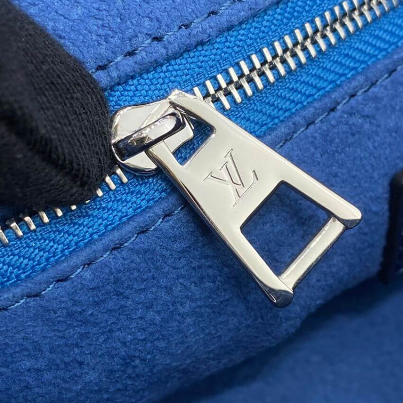 Louis Vuitton Onthego PM M58956 Navy Nacre-16