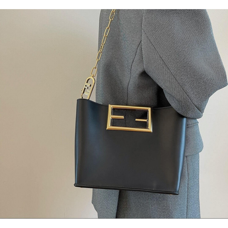 Bolsa de cuero de ternero Fendi 8BS054-2