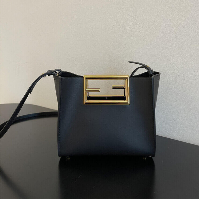 Bolsa de cuero de ternero Fendi 8BS054-6