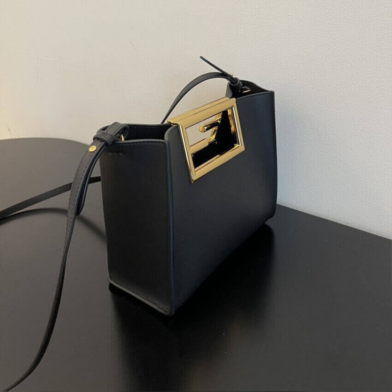 Bolsa de cuero de ternero Fendi 8BS054-7