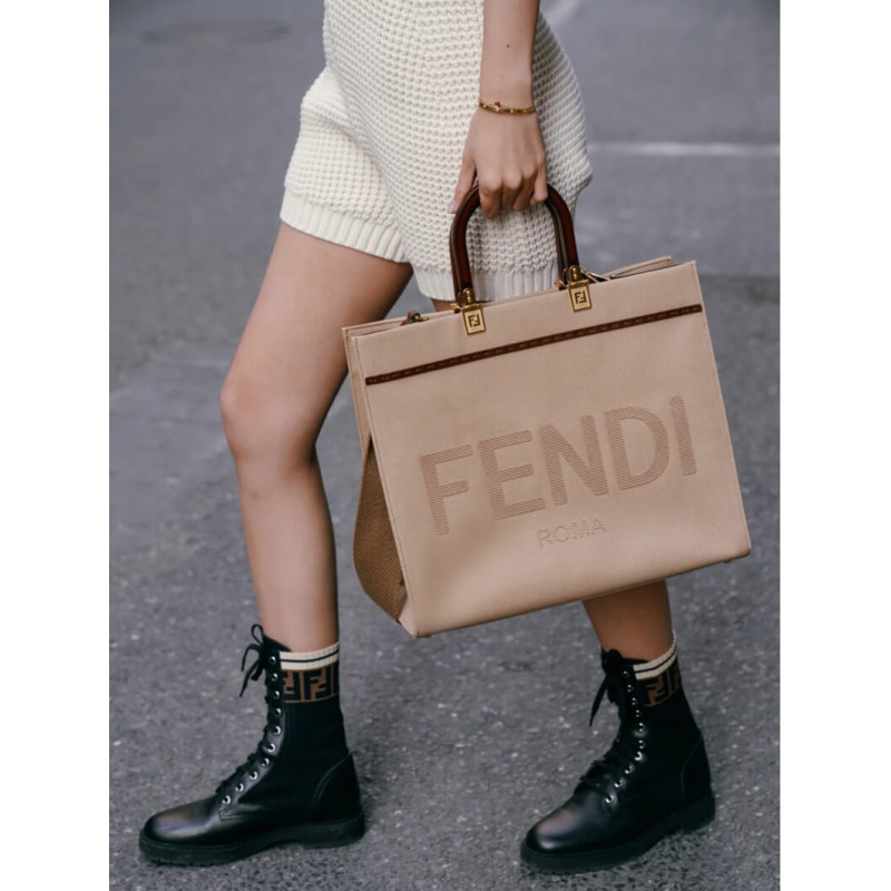 Fendi Medium Sunshine Tote Bolsa en Beige Canvas 8BH386-3