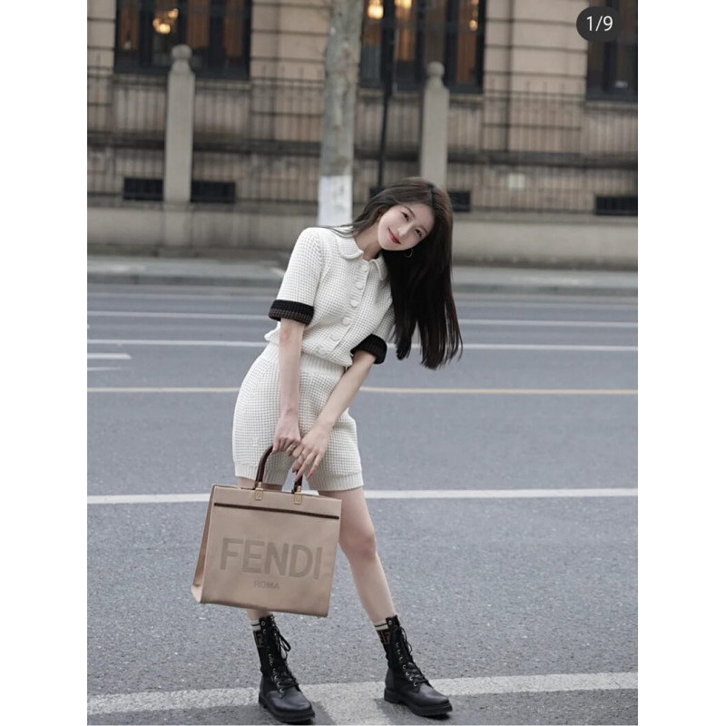 Fendi Medium Sunshine Tote Bolsa en Beige Canvas 8BH386-5