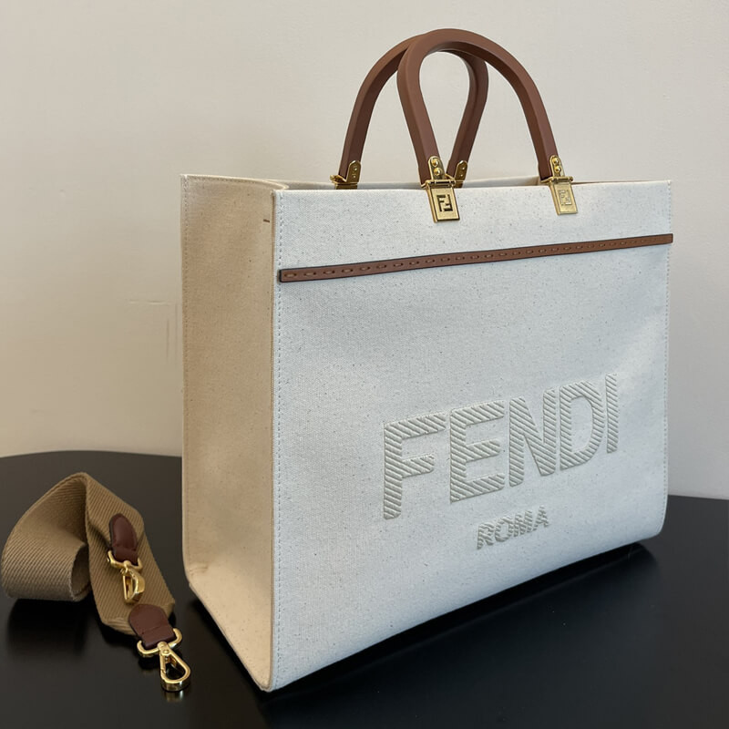 Fendi Bolsa Large Sunshine Tote en lienzo de crema 8BH372-2