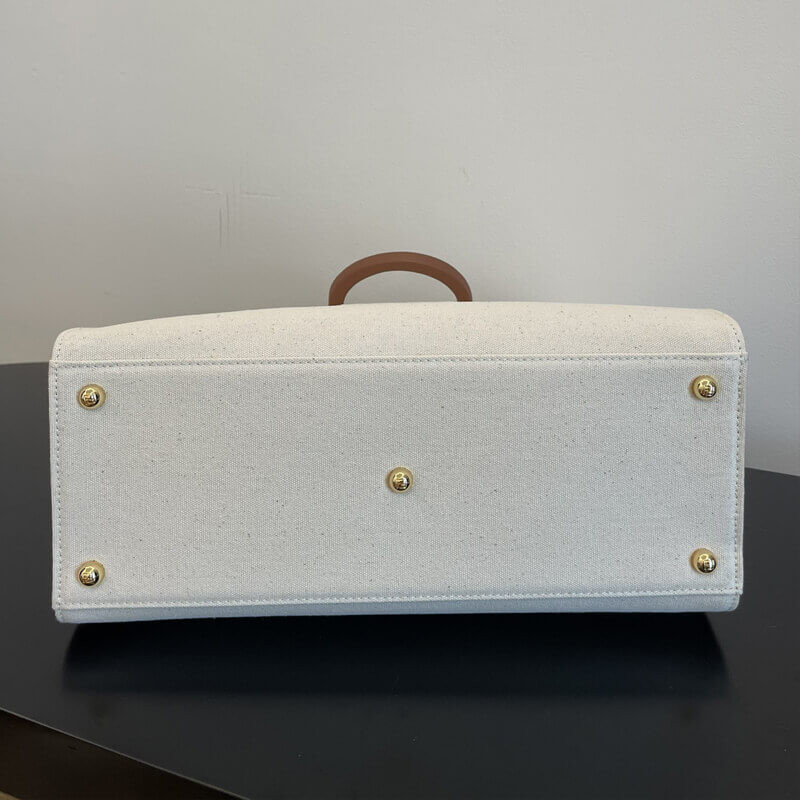 Fendi Bolsa Large Sunshine Tote en lienzo de crema 8BH372-8