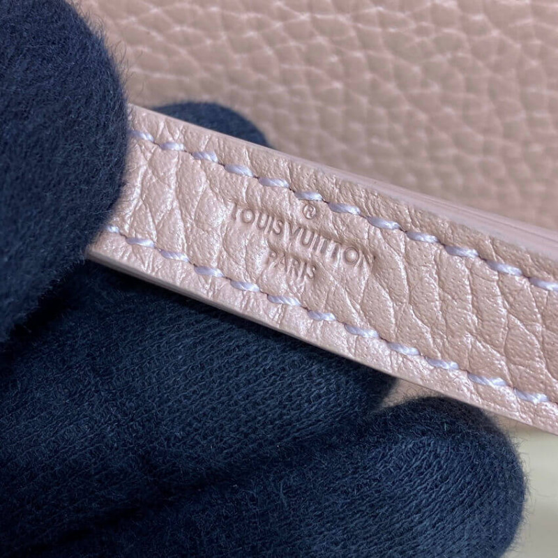 Louis Vuitton Twist One Many MM M57090 Champagne Metallise-9
