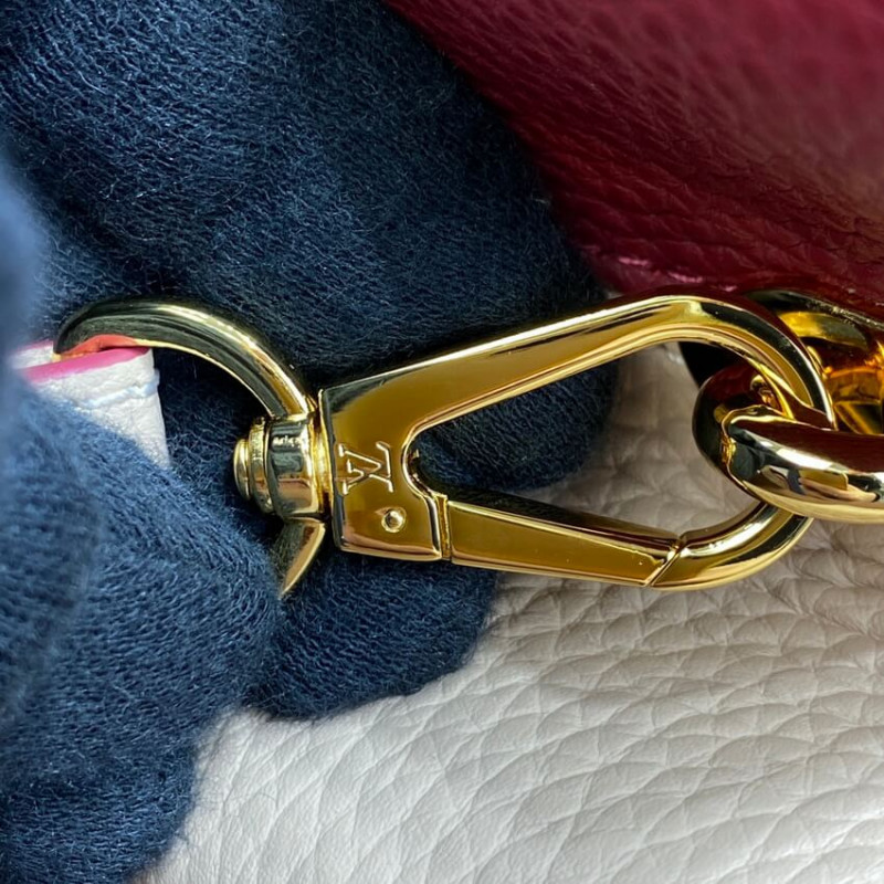 Louis Vuitton Capucines MM M58610 Egg Shell/Lie de Vin Red-11