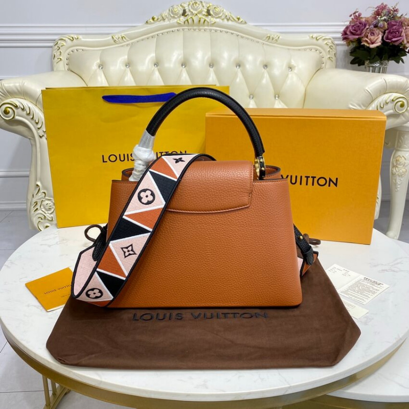 Louis Vuitton Capucines MM M59020 Oro/Noir-2