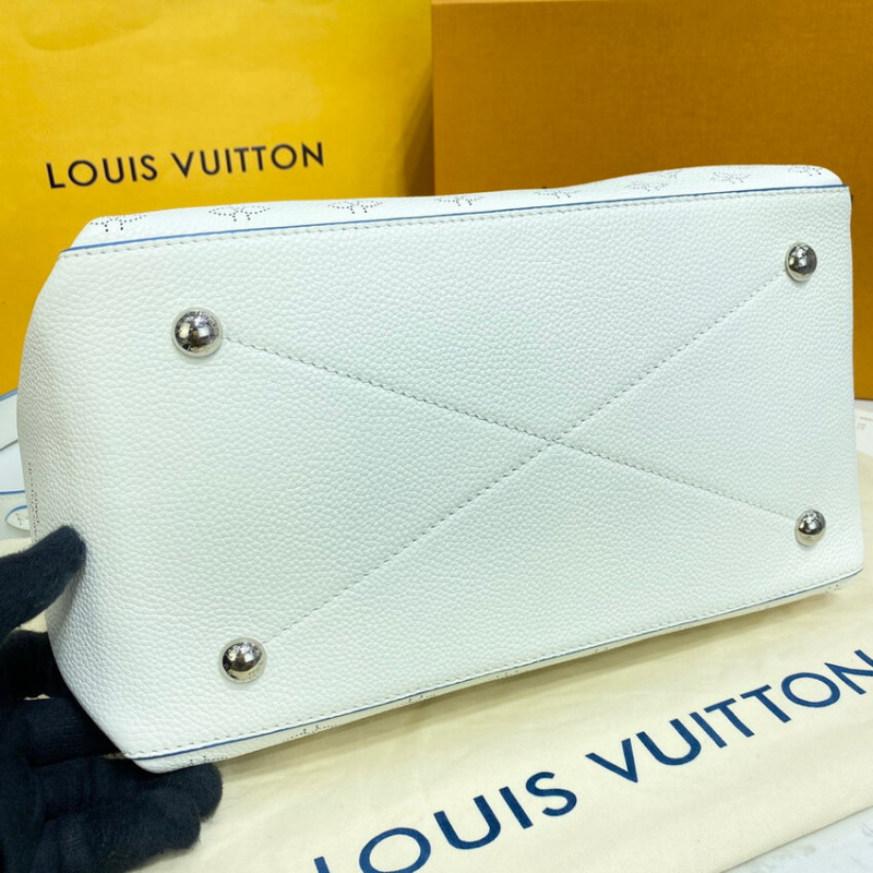 Louis Vuitton Beaubourg Hobo MM M58482 White-5